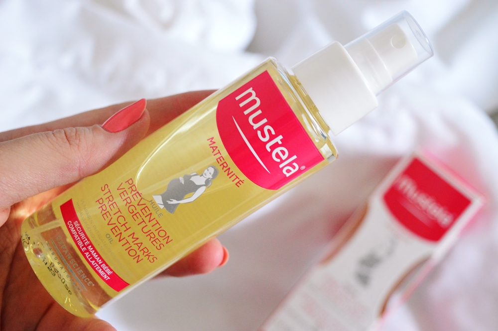 A pregnancy must-have: Mustela® Stretch Mark Prevention Oil